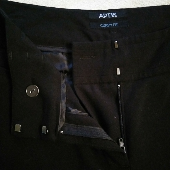 APT.9 BLACK DRESS CAPRIS - Picture 3 of 5